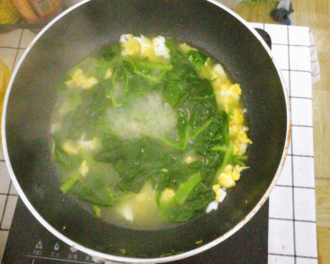菠菜鸡蛋汤的做法 步骤3