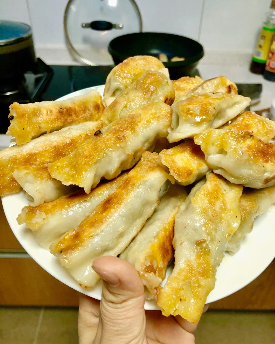 黯然销魂香煎锅贴