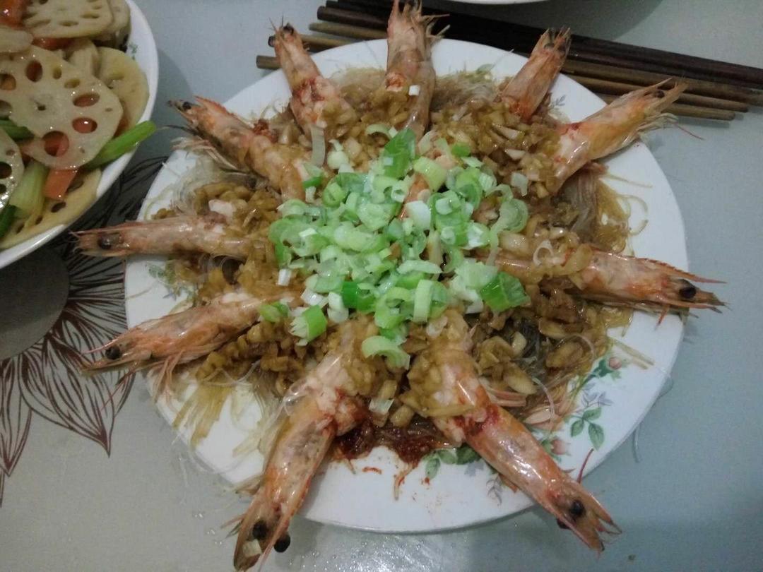 蒜蓉粉丝蒸虾