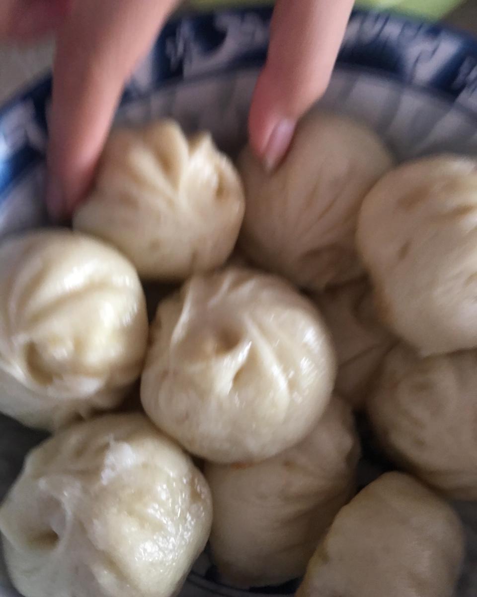 肉包子,杠杠的