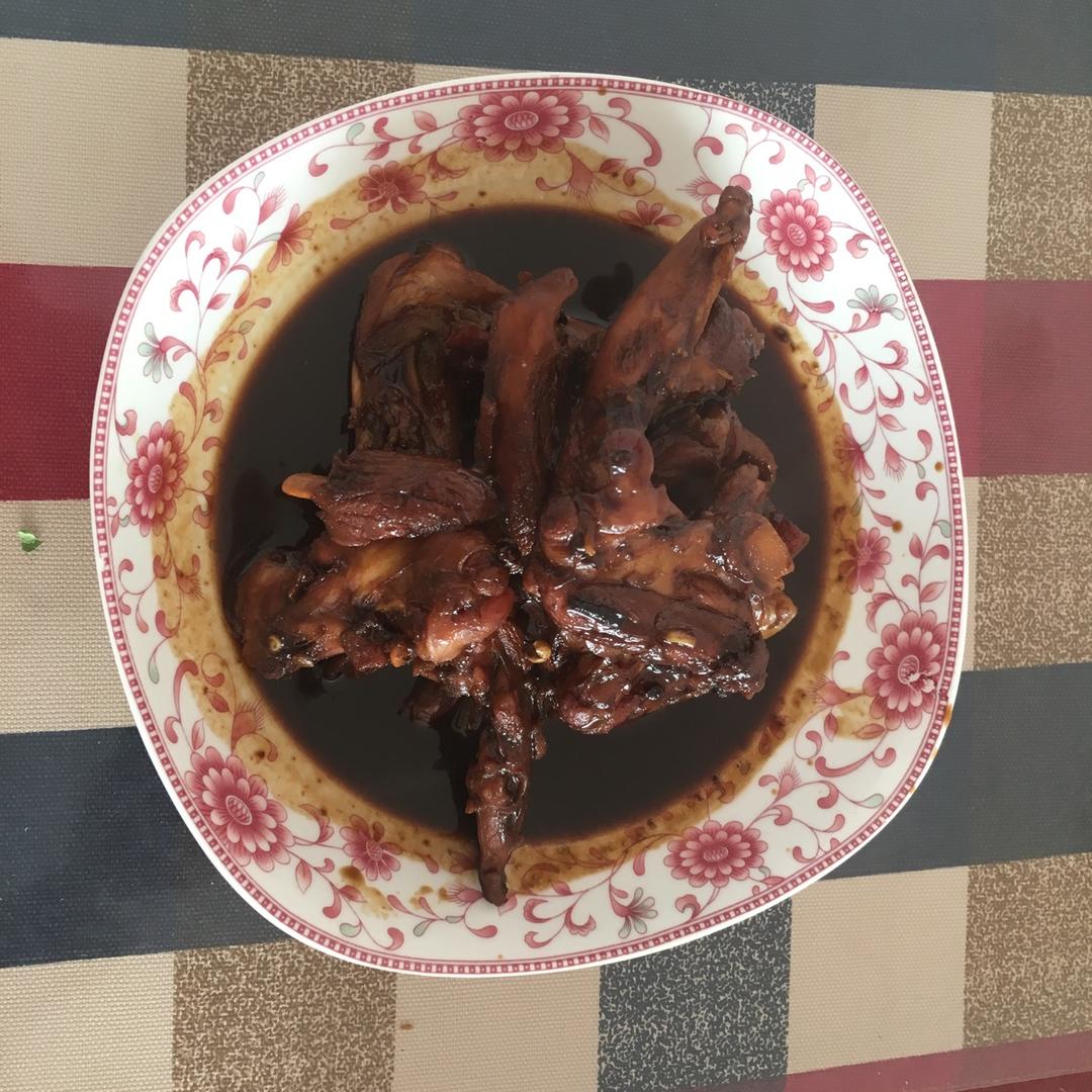 酱烧鸭锁骨