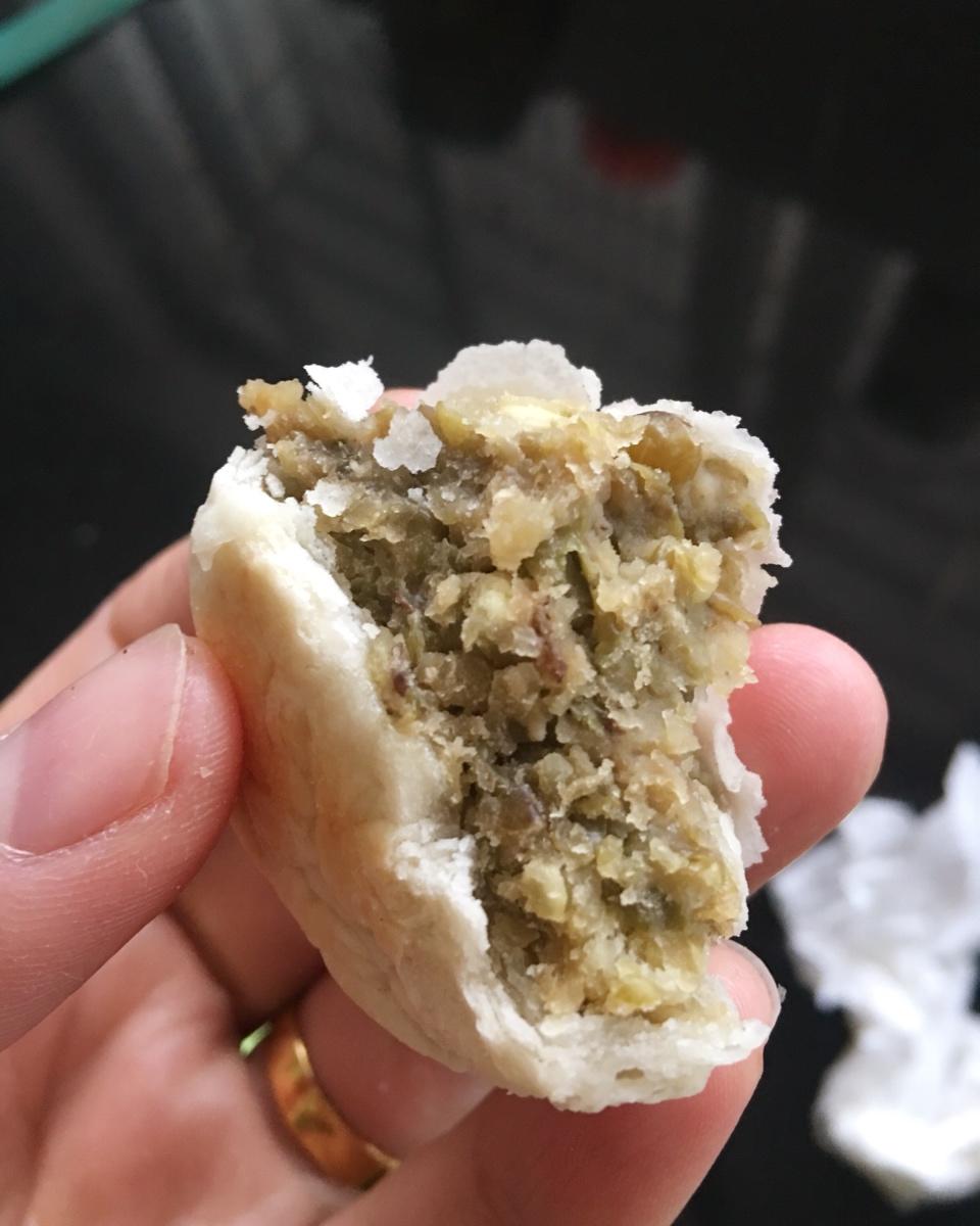 酥皮绿豆饼