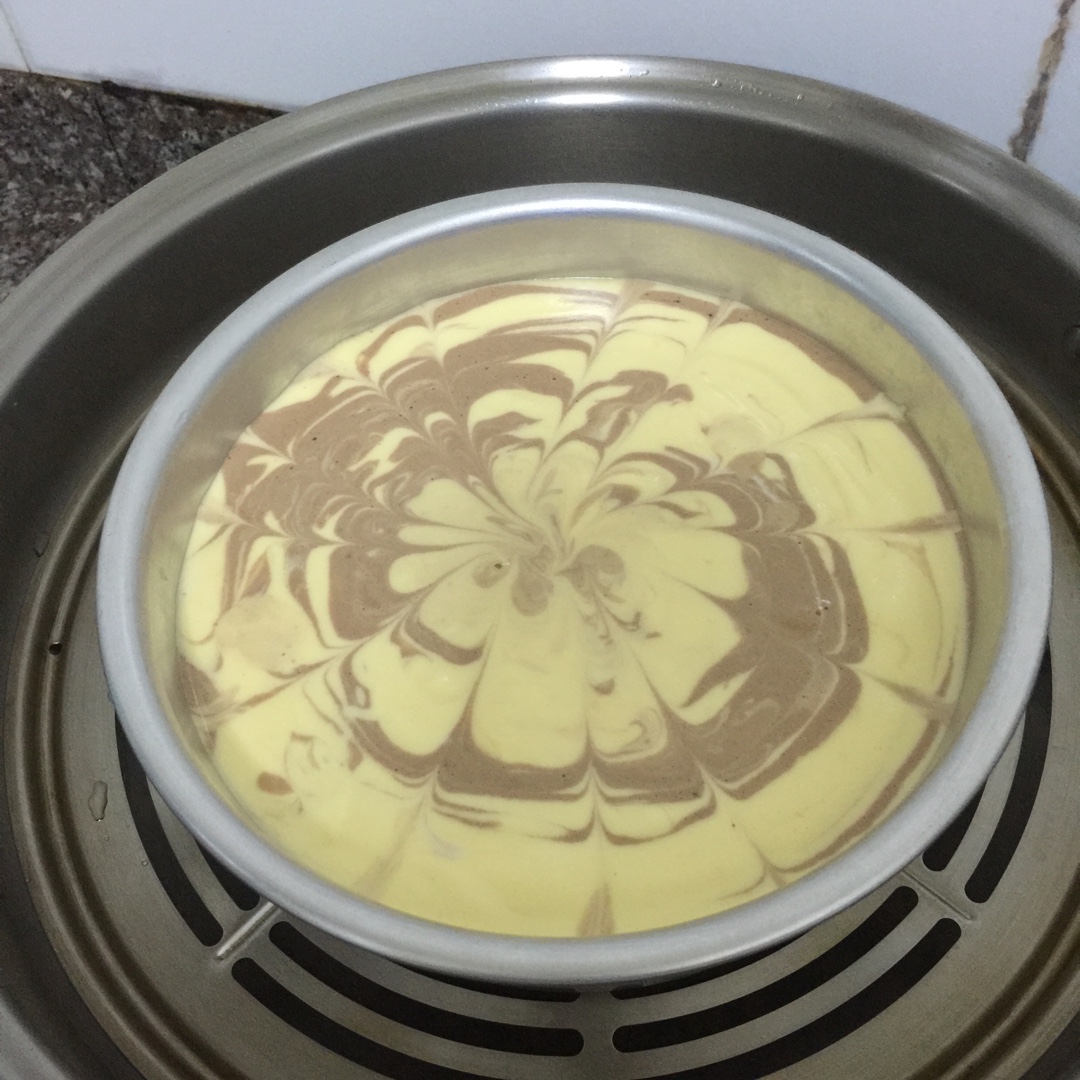 双色拉花戚风蛋糕
