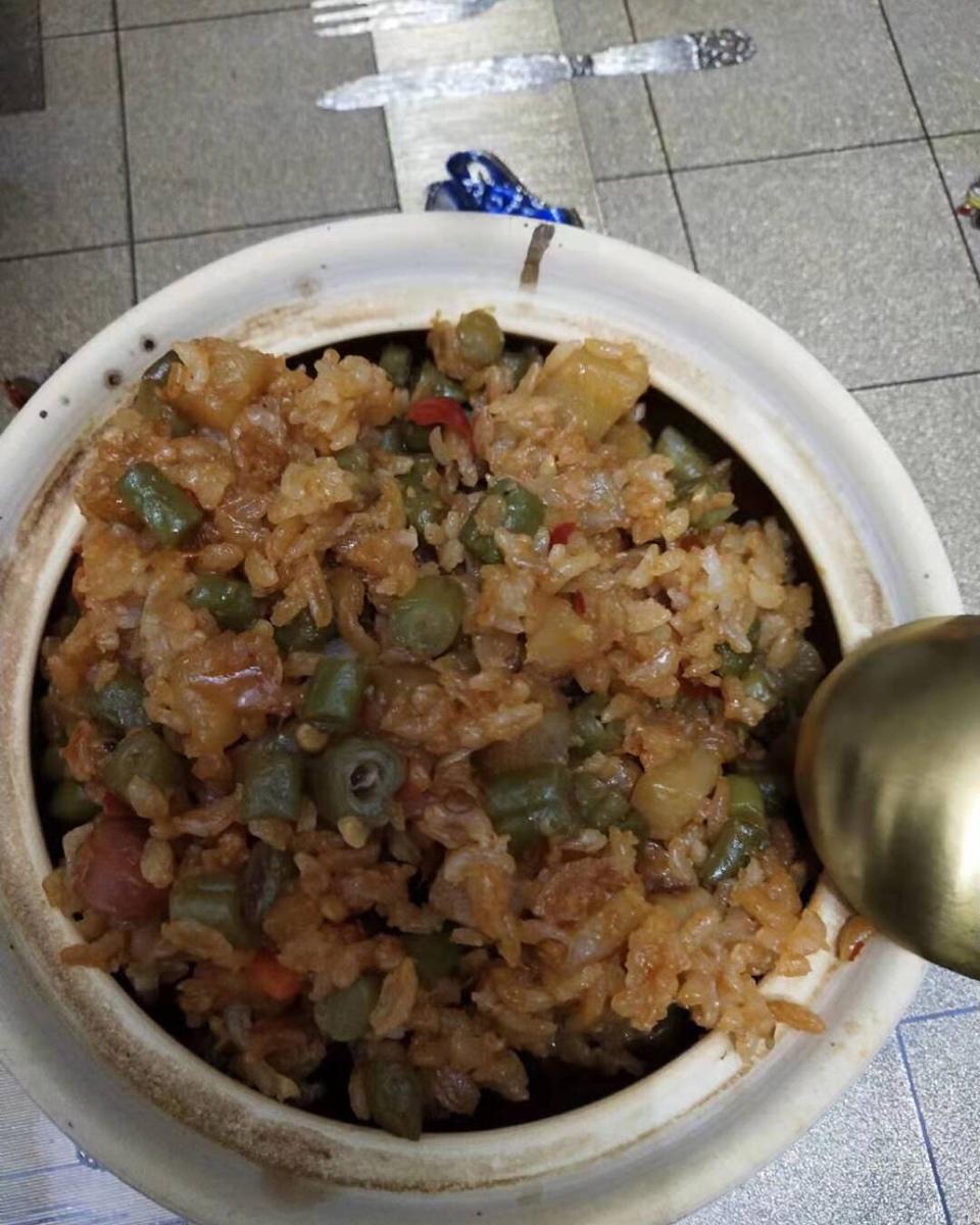 香肠土豆闷饭