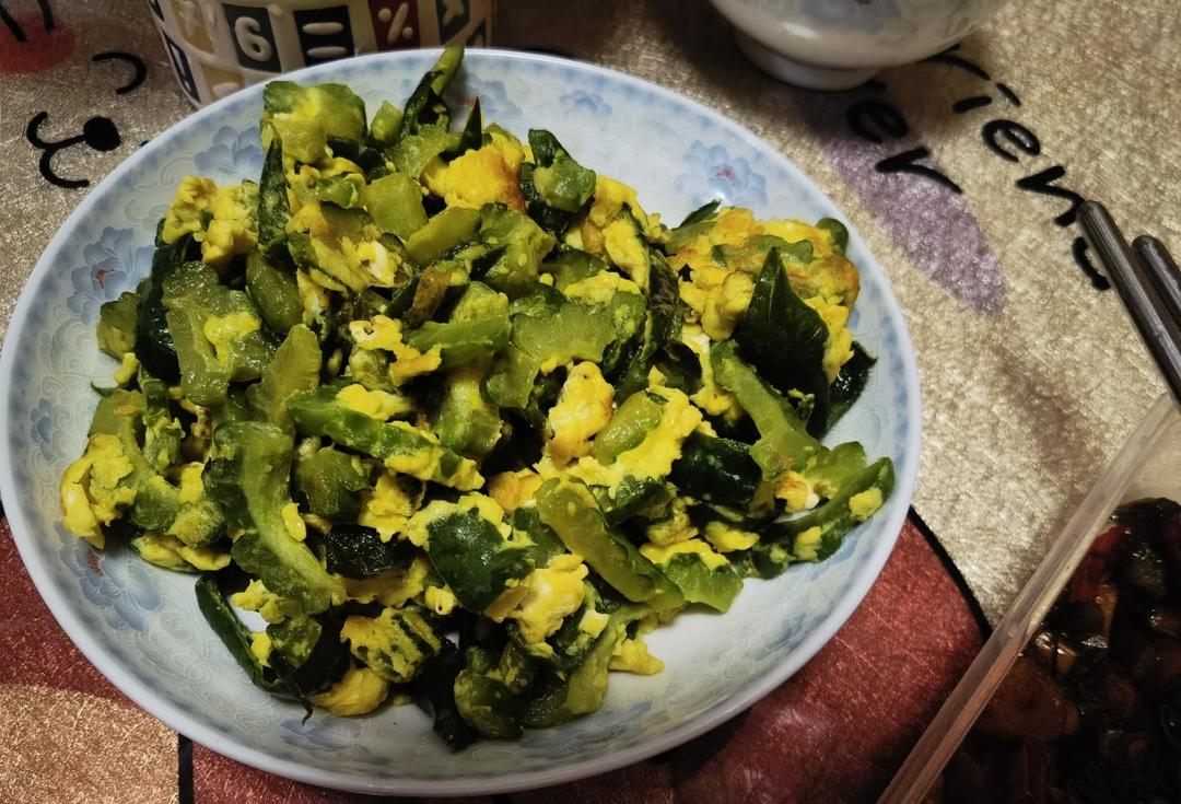苦瓜炒蛋（清火菜）