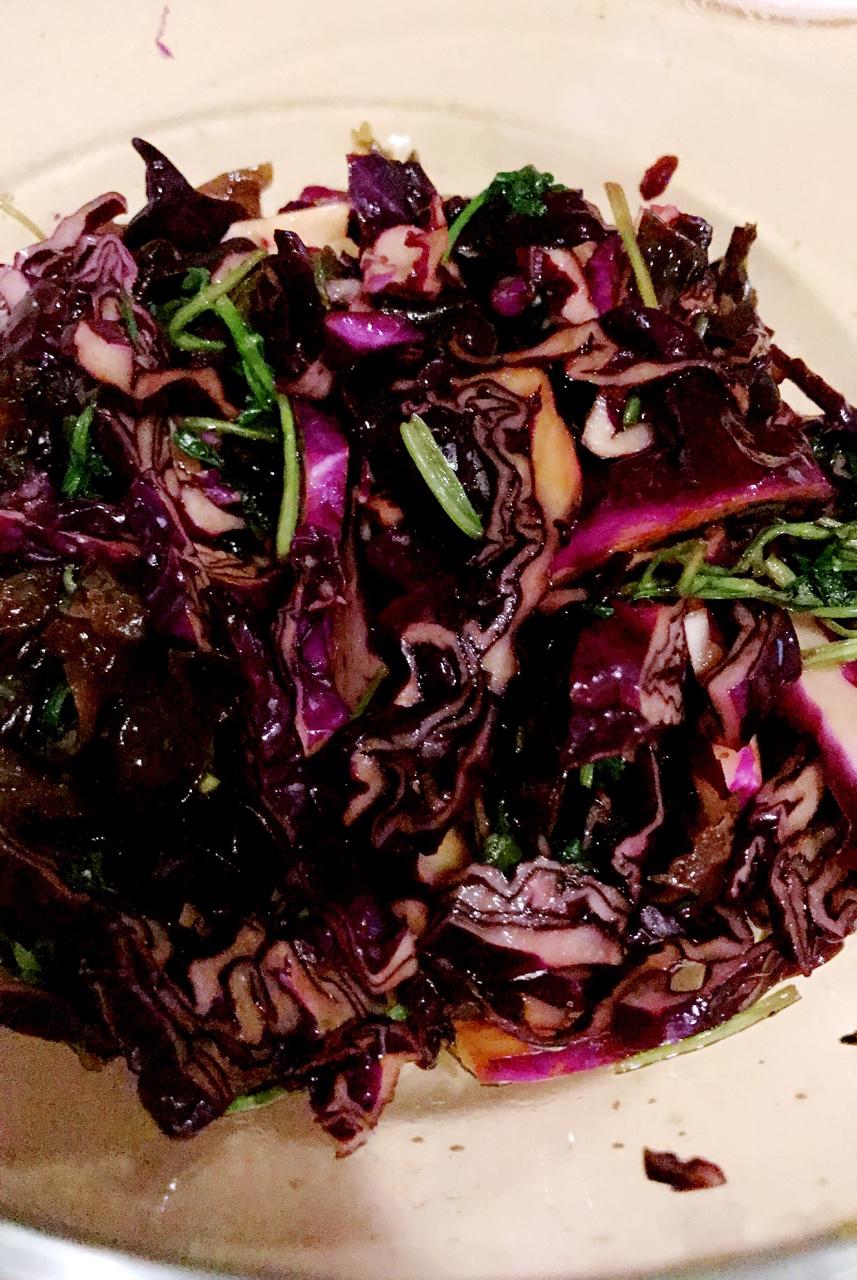 紫甘蓝拌黑木耳