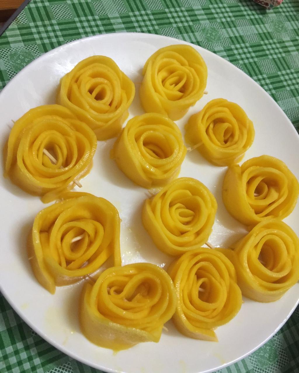 芒果玫瑰花