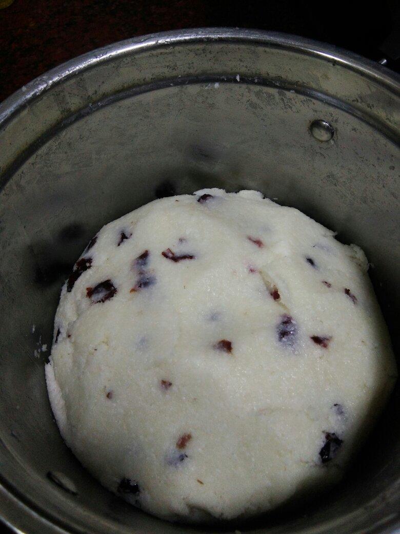 曲奇椰蓉蔓越莓月饼，外酥内软好调戏，比广式月饼好吃N+1倍