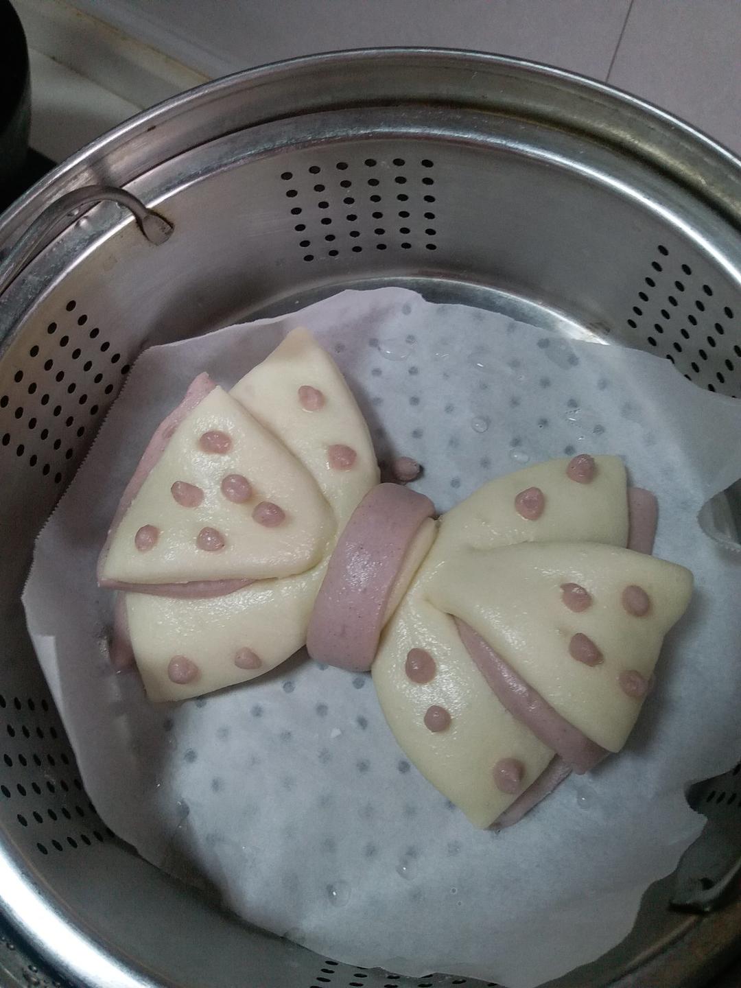 奶香蝴蝶结馒头