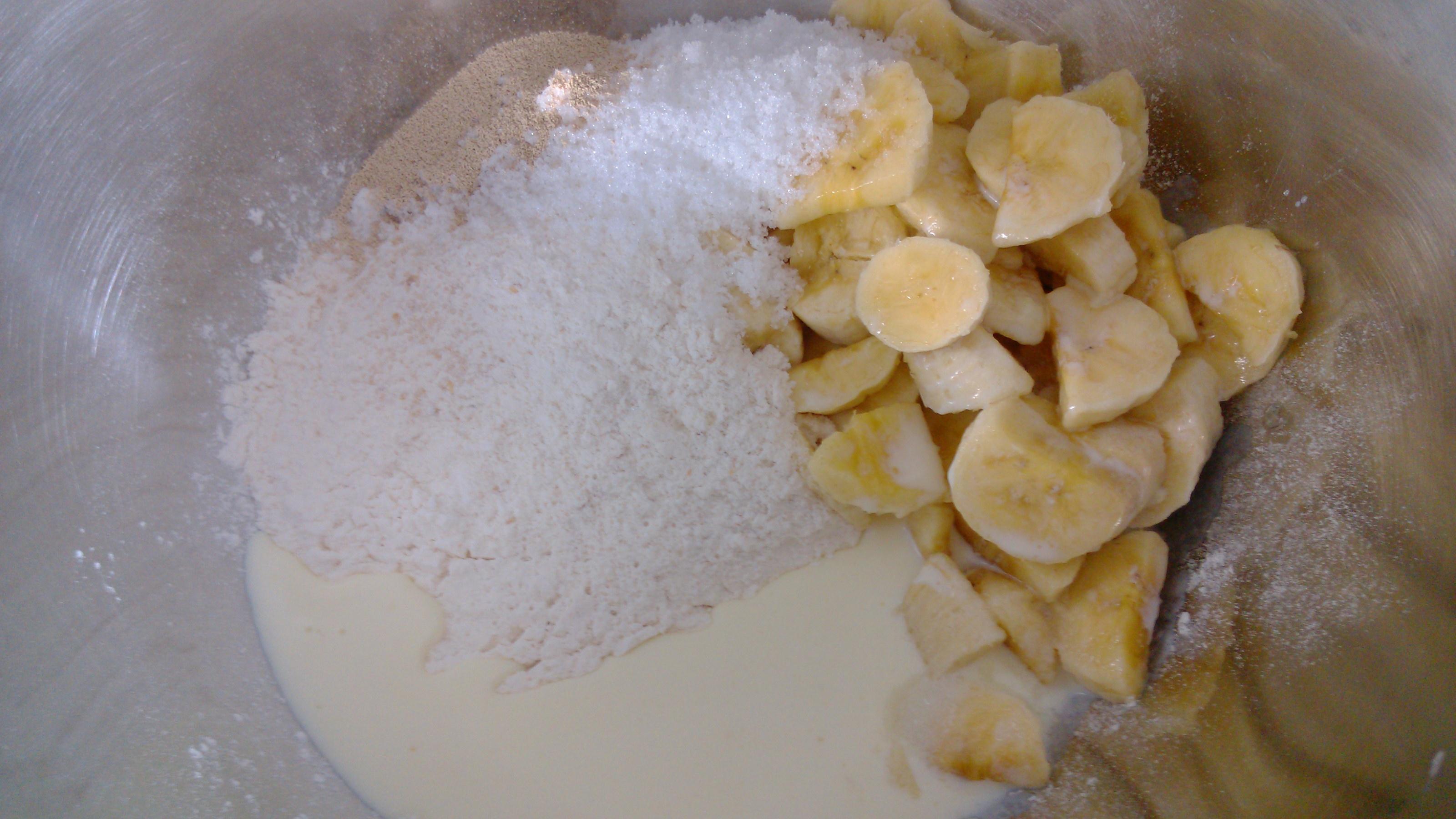 牛奶爱上香蕉-迷你芭娜娜面包的做法 步骤1