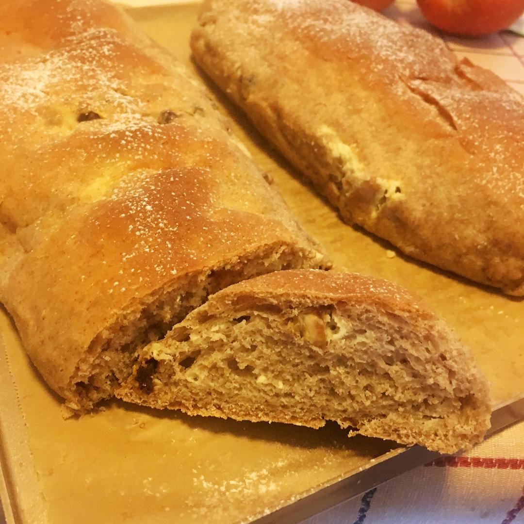 核桃提子乳酪黑麦欧包的做法