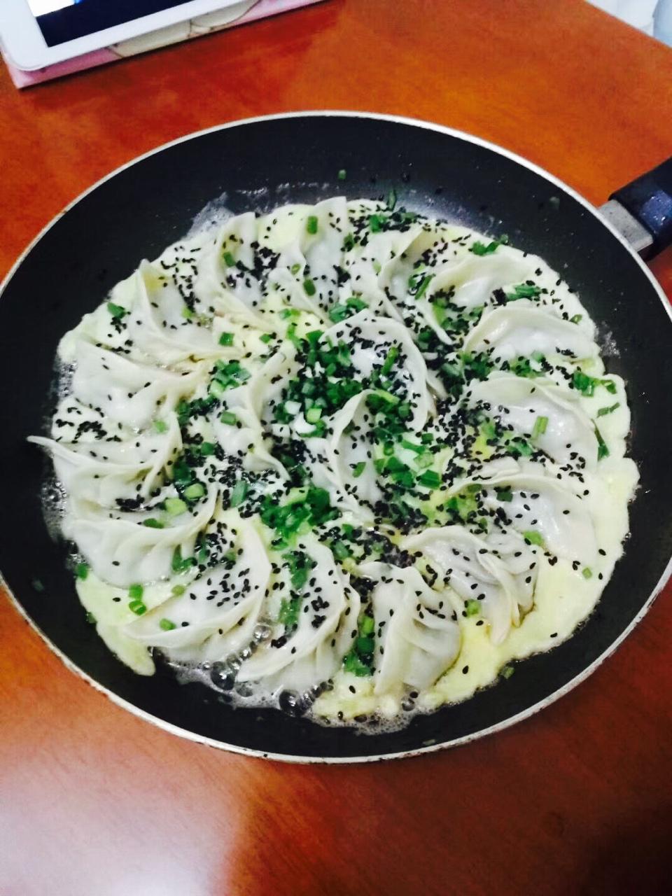 抱蛋煎饺