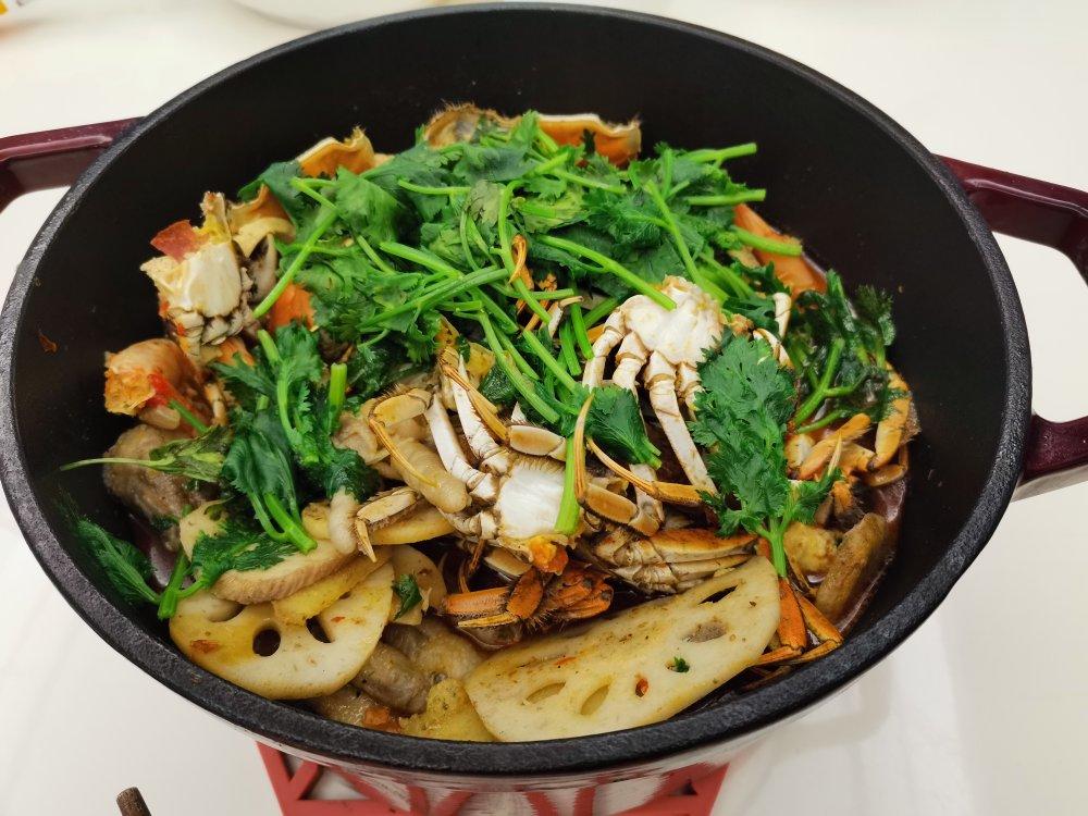 胖哥俩肉蟹煲