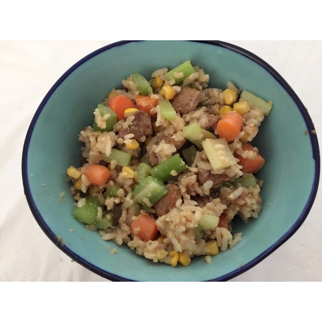 肉末三色炒饭