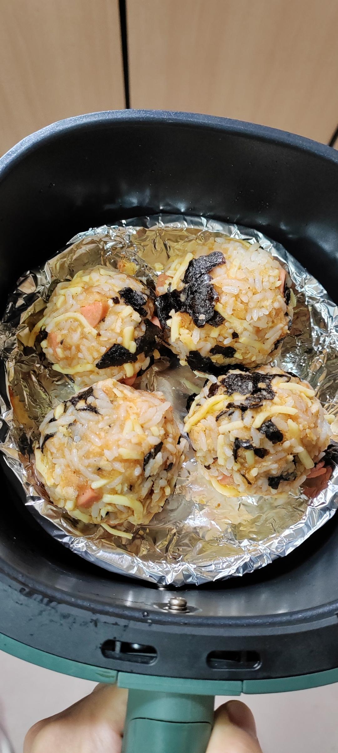 空气炸锅【芝士烤饭团】消灭剩饭