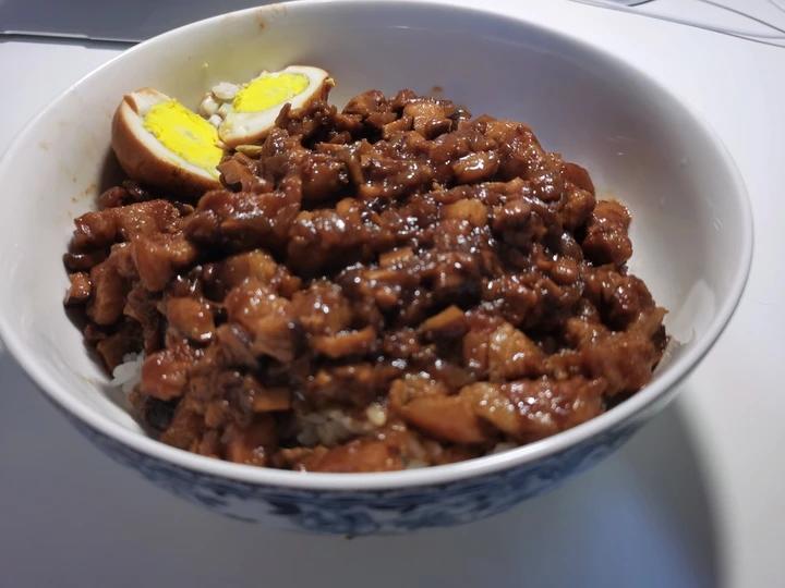 洋葱酥卤肉饭