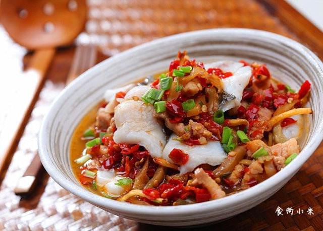 榨菜肉丁剁椒鱼的做法