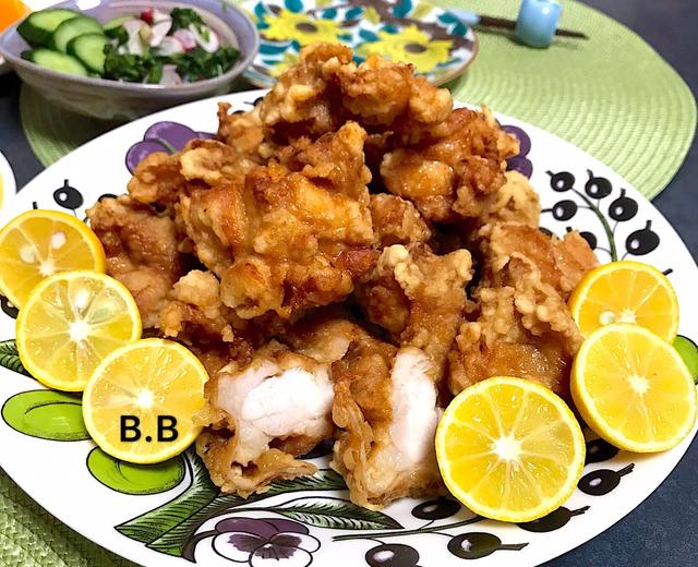 多汁日式炸鸡块(酱油味)的做法