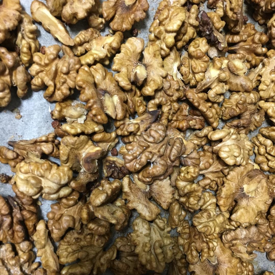 香掉鼻子的椒盐烤核桃仁
最适合孕妇吃的零食