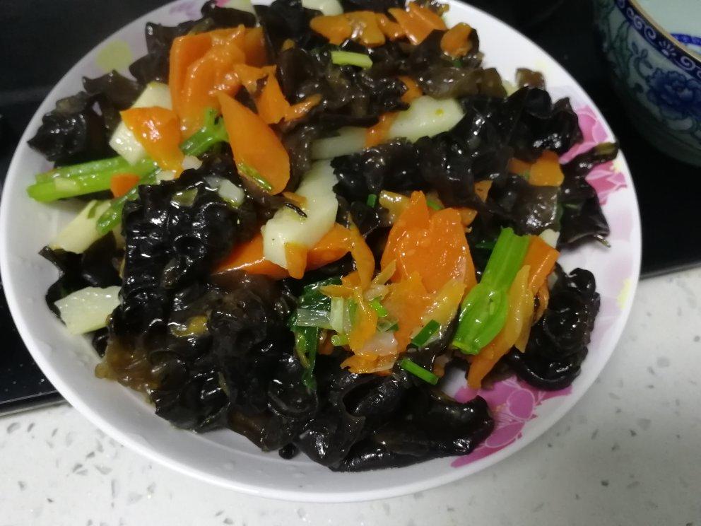 淮山（山药）炒木耳