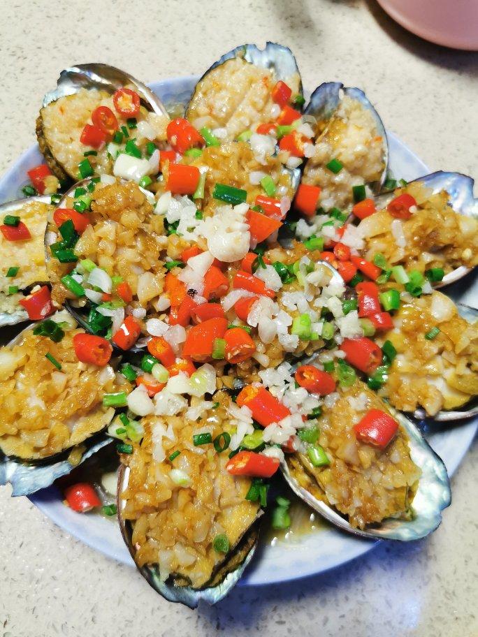 蒜蓉粉丝蒸鲍鱼