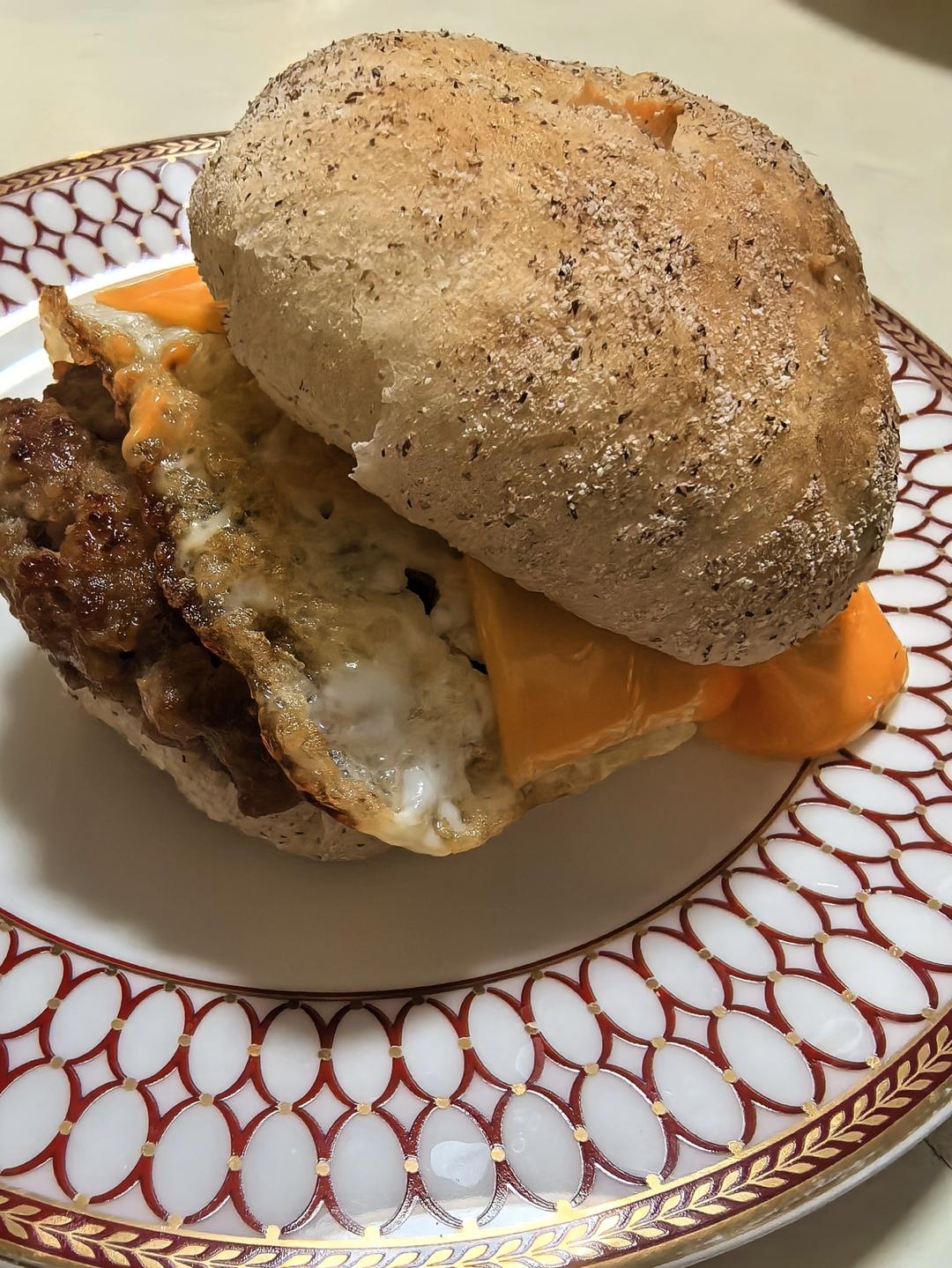 猪柳蛋麦满分 —英式玛芬胚English muffin