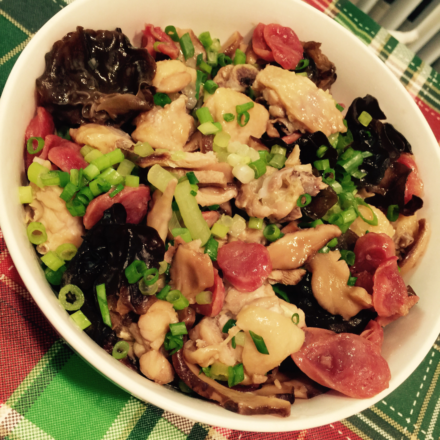 腊肠蒸鸡翅