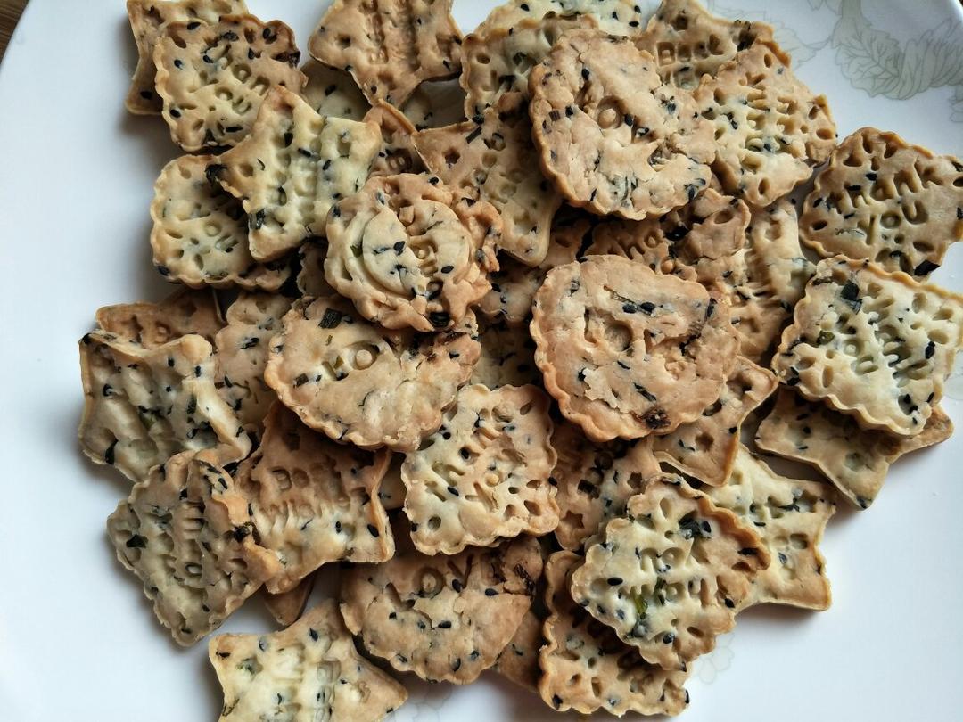 超快手好做的葱香饼干