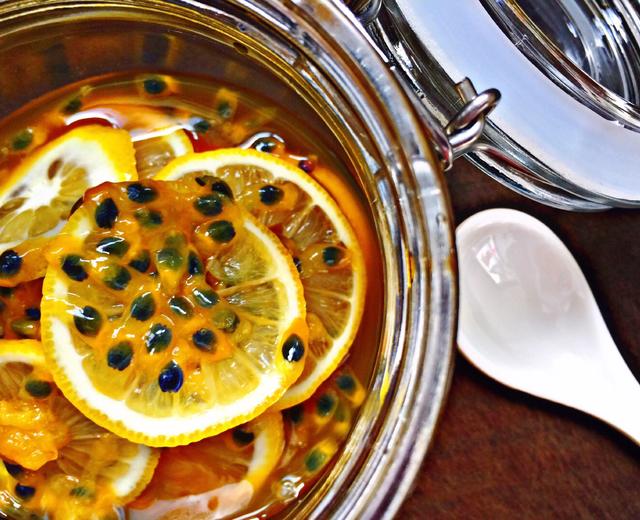 夏日美白沁人果茶-蜂蜜柠檬百香果🍋🍯🍹的做法