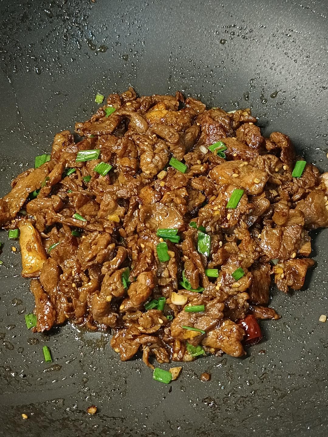 又香又嫩的小炒牛肉（巨好吃，手残党也能做）