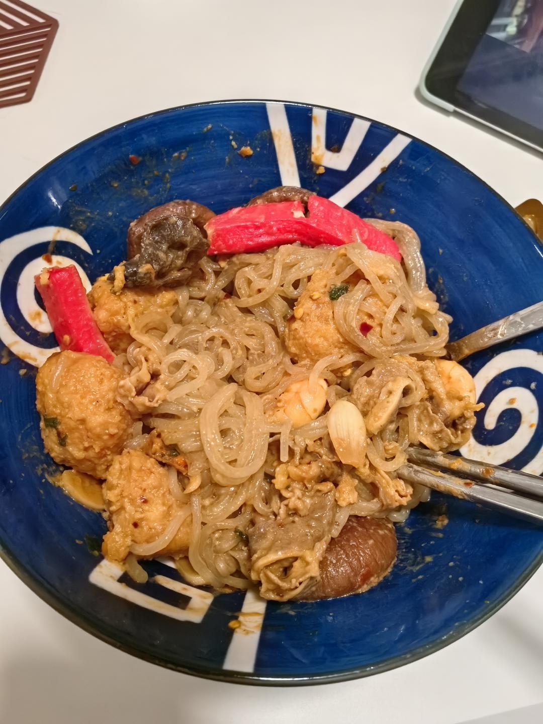 比麻辣烫好吃百倍！自制超过瘾巨解馋麻辣拌