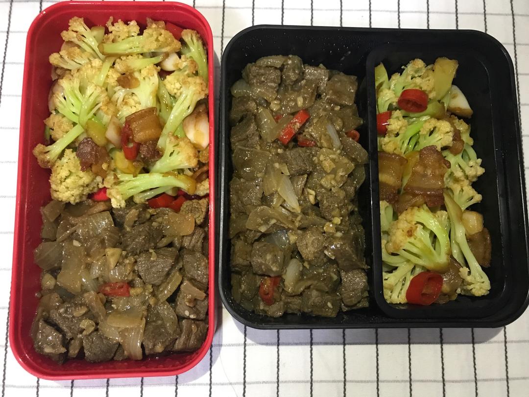 孜然洋葱炒牛肉粒