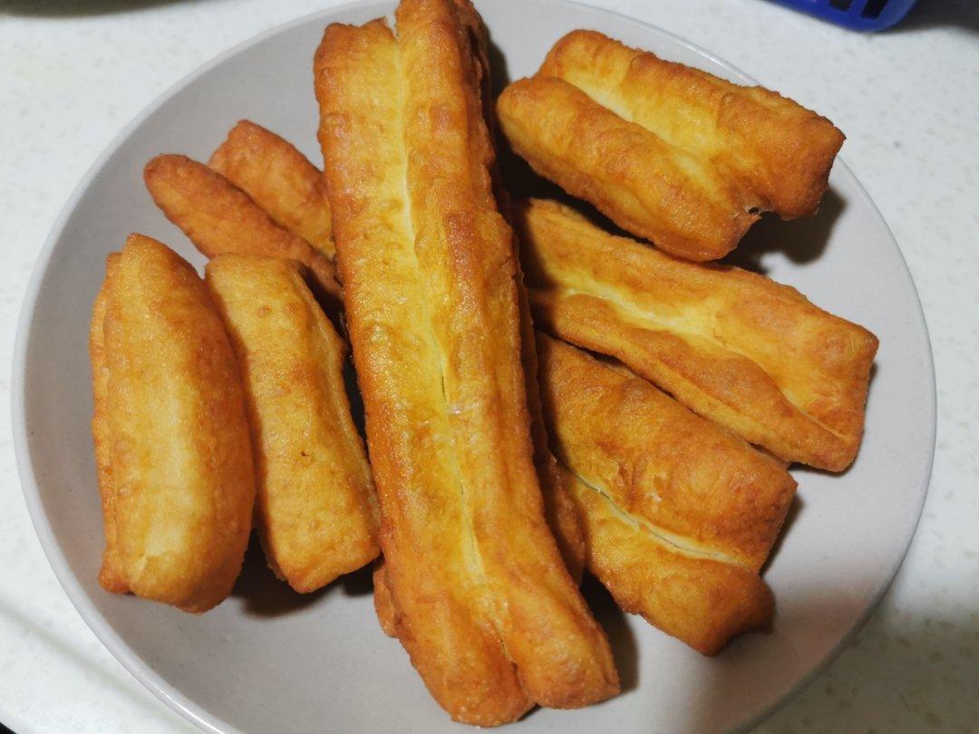 自制无泡打粉油条