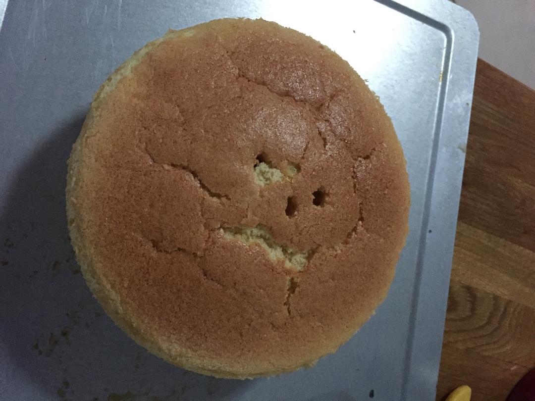 烤箱做蛋糕（戚风蛋糕的做法）