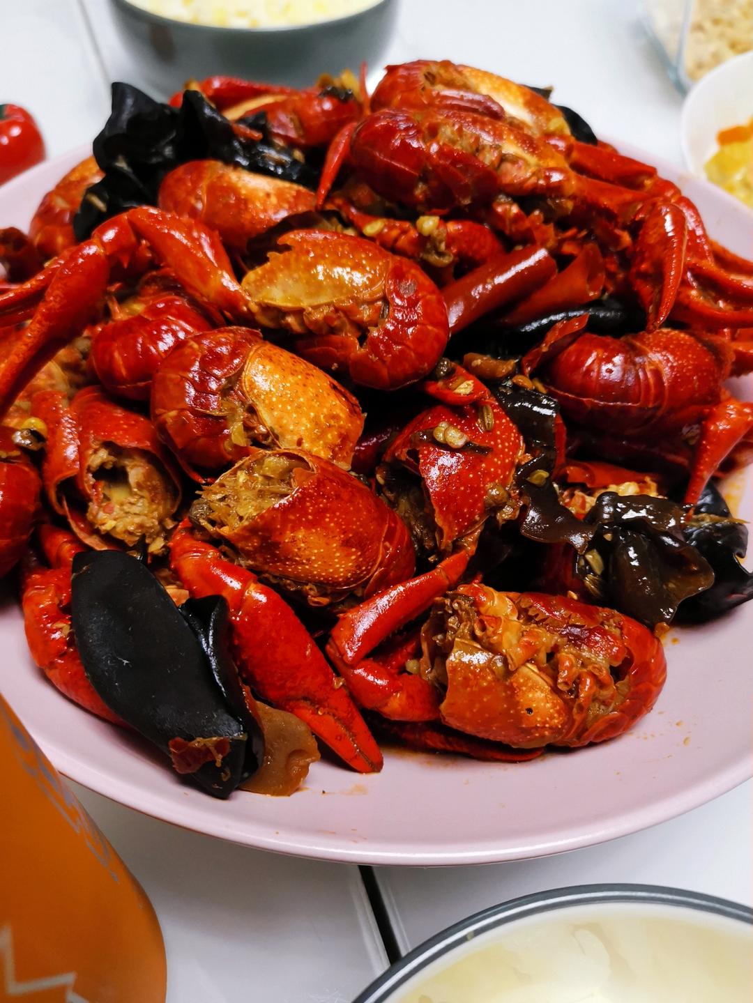 王小蟹妈妈的麻辣小龙虾