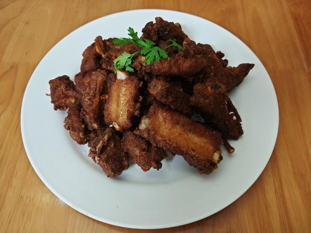 干炸排骨（外酥里嫩视频讲解油温火候）