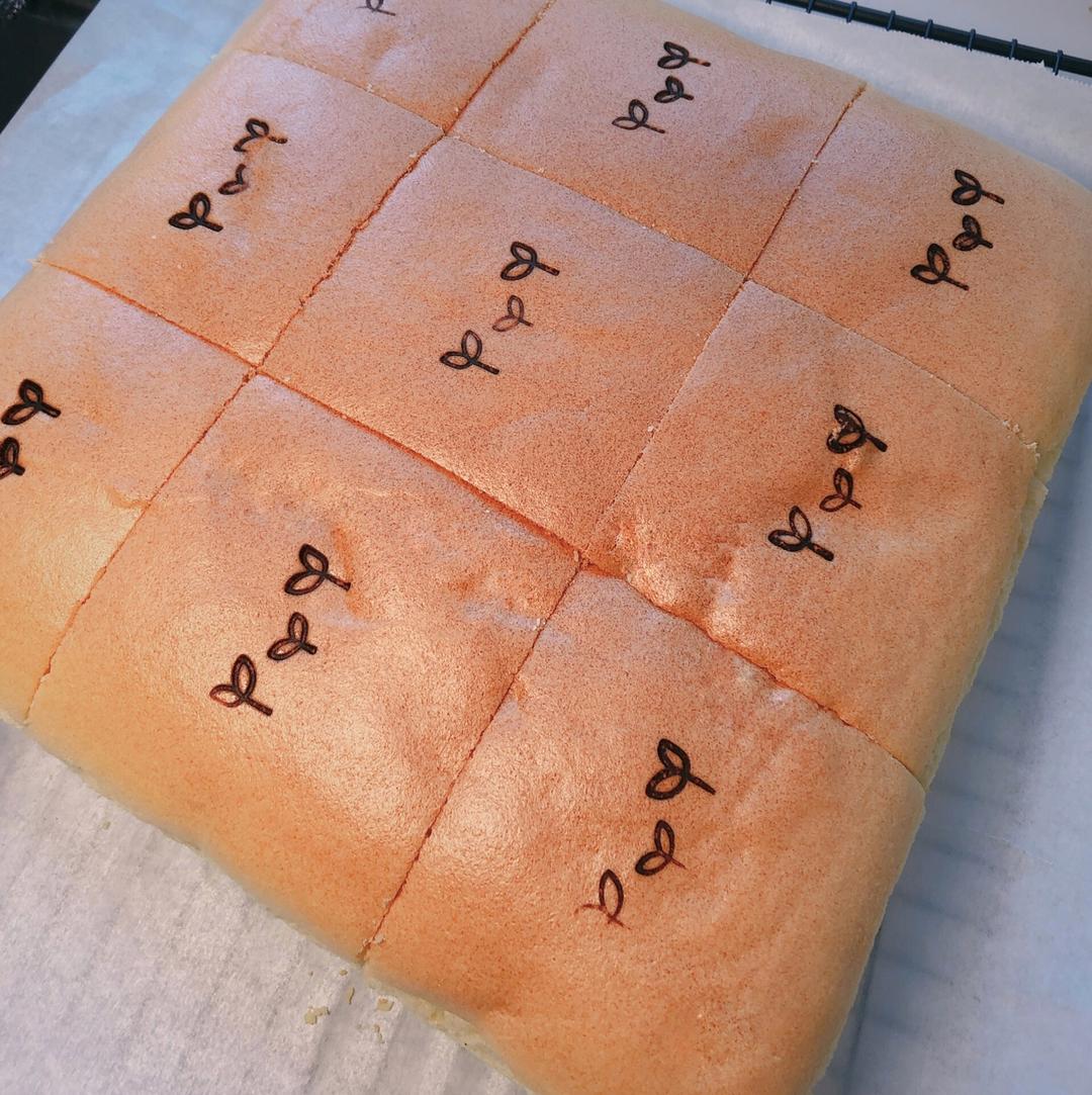 【视频食谱】Duang！古早蛋糕