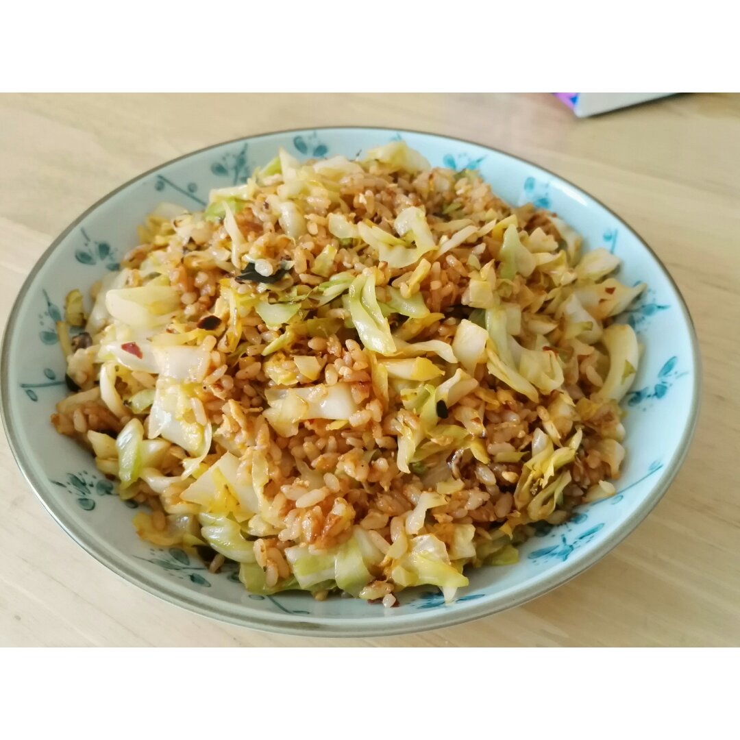 各种脸大做的包菜炒饭