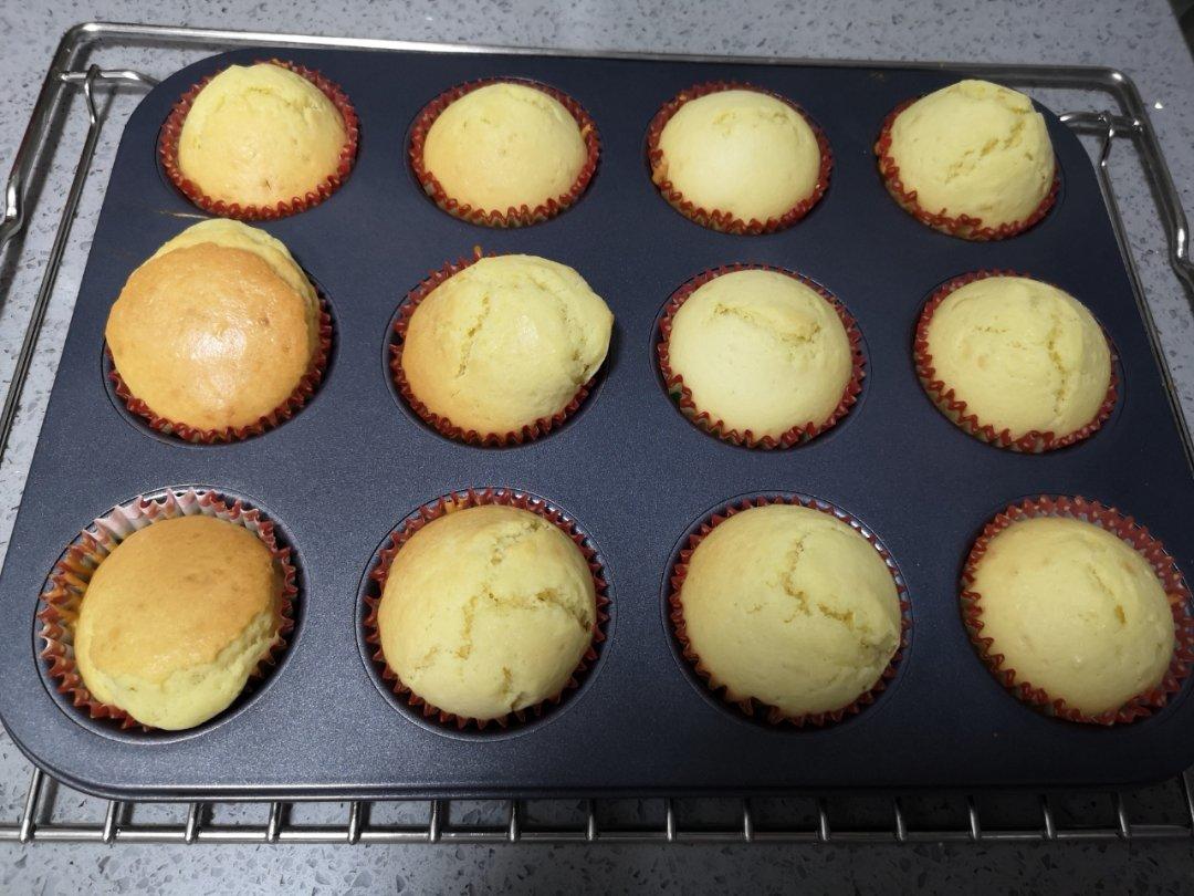 马芬蛋糕（基本拌和法）