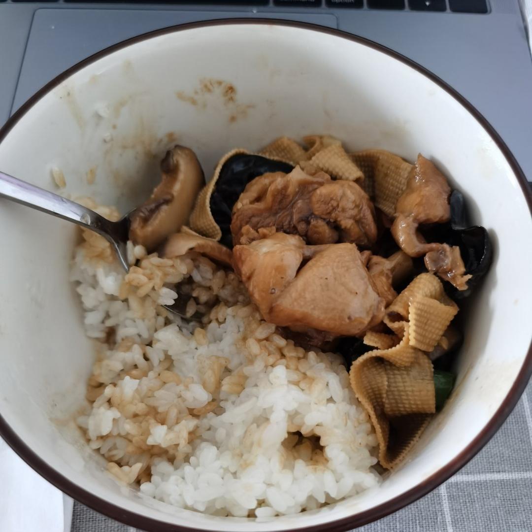 秒杀饭馆味道的【黄焖鸡米饭】