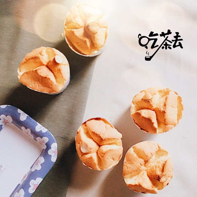 棉花纸杯蛋糕