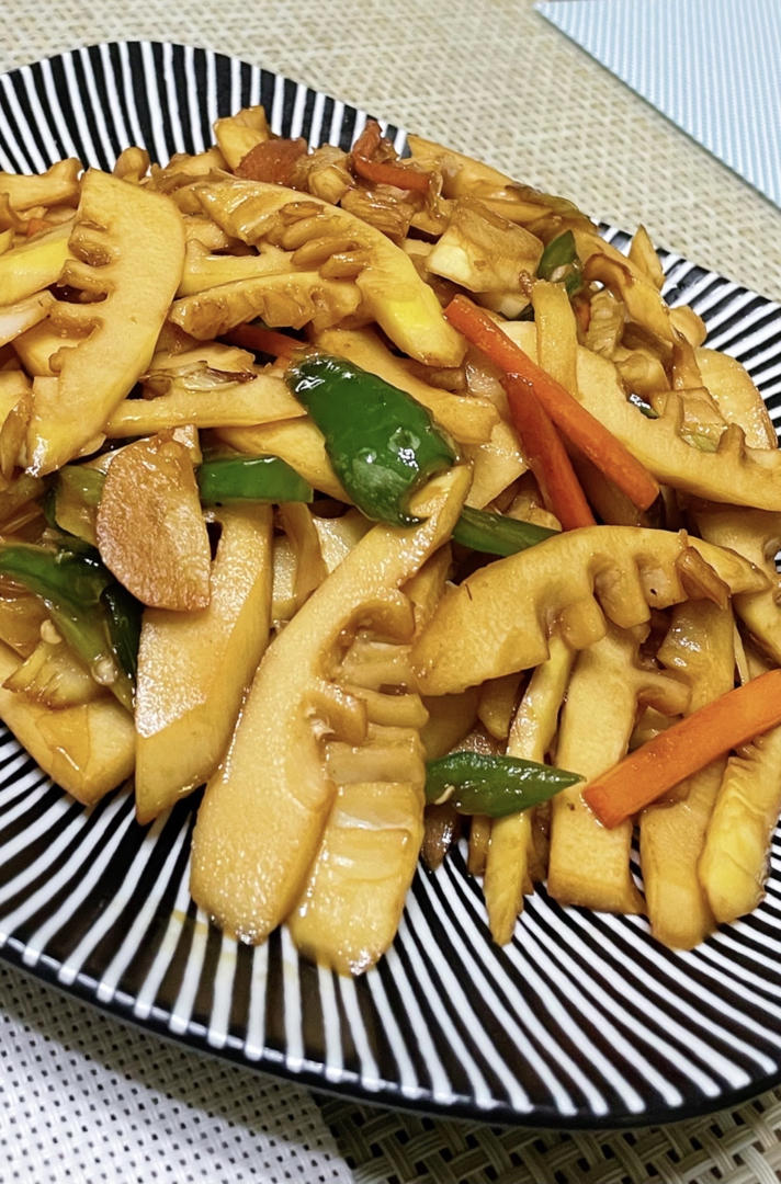 lisajulie做的小炒春笋鲜香脆爽