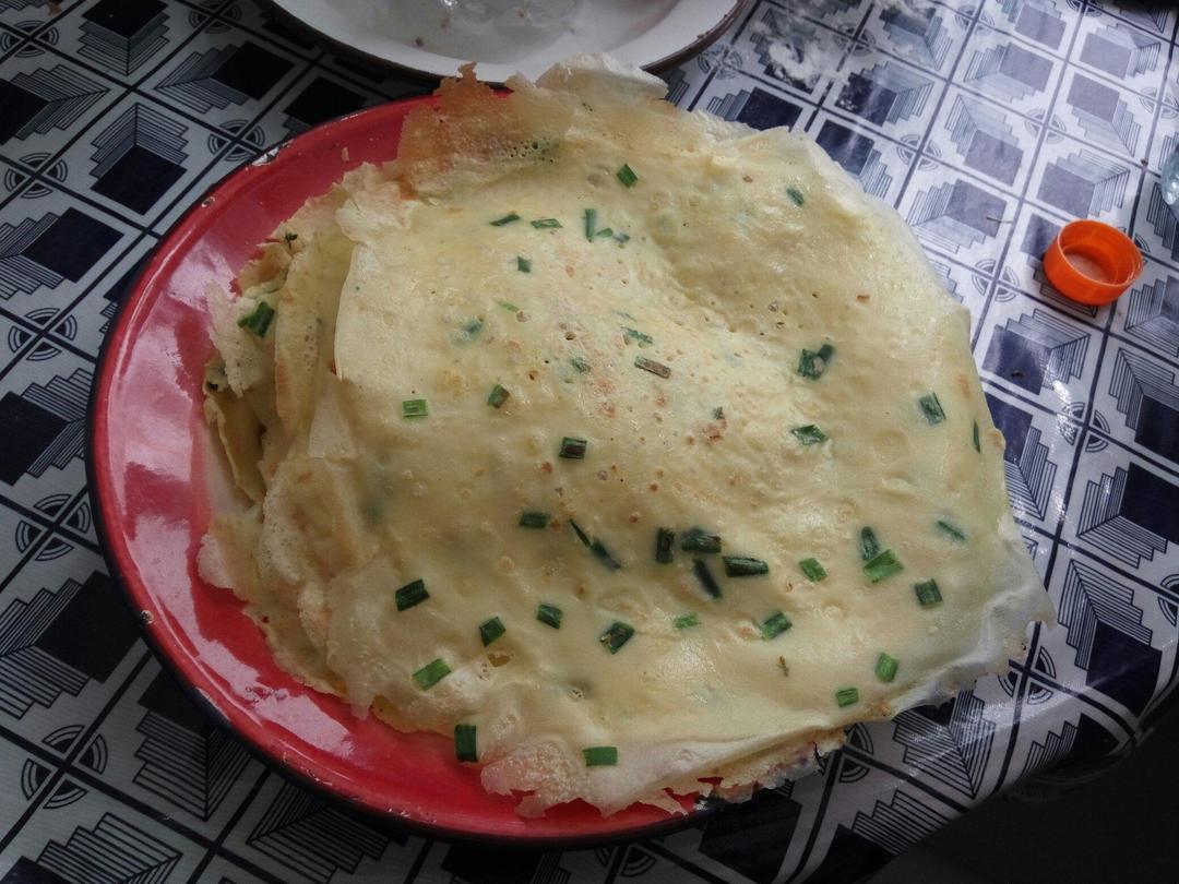 韭菜鸡蛋饼的做法