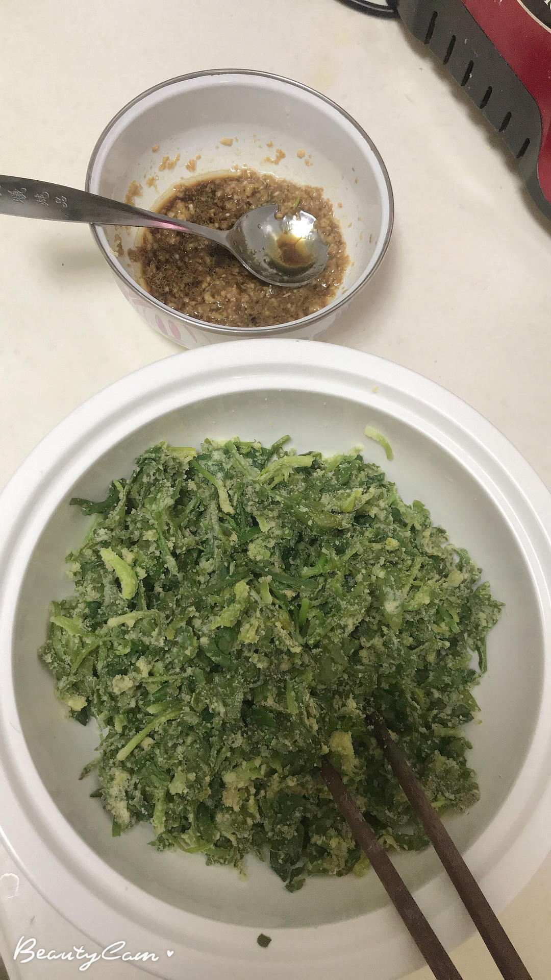 蒸荠菜，最好切碎在蒸会比较好吃