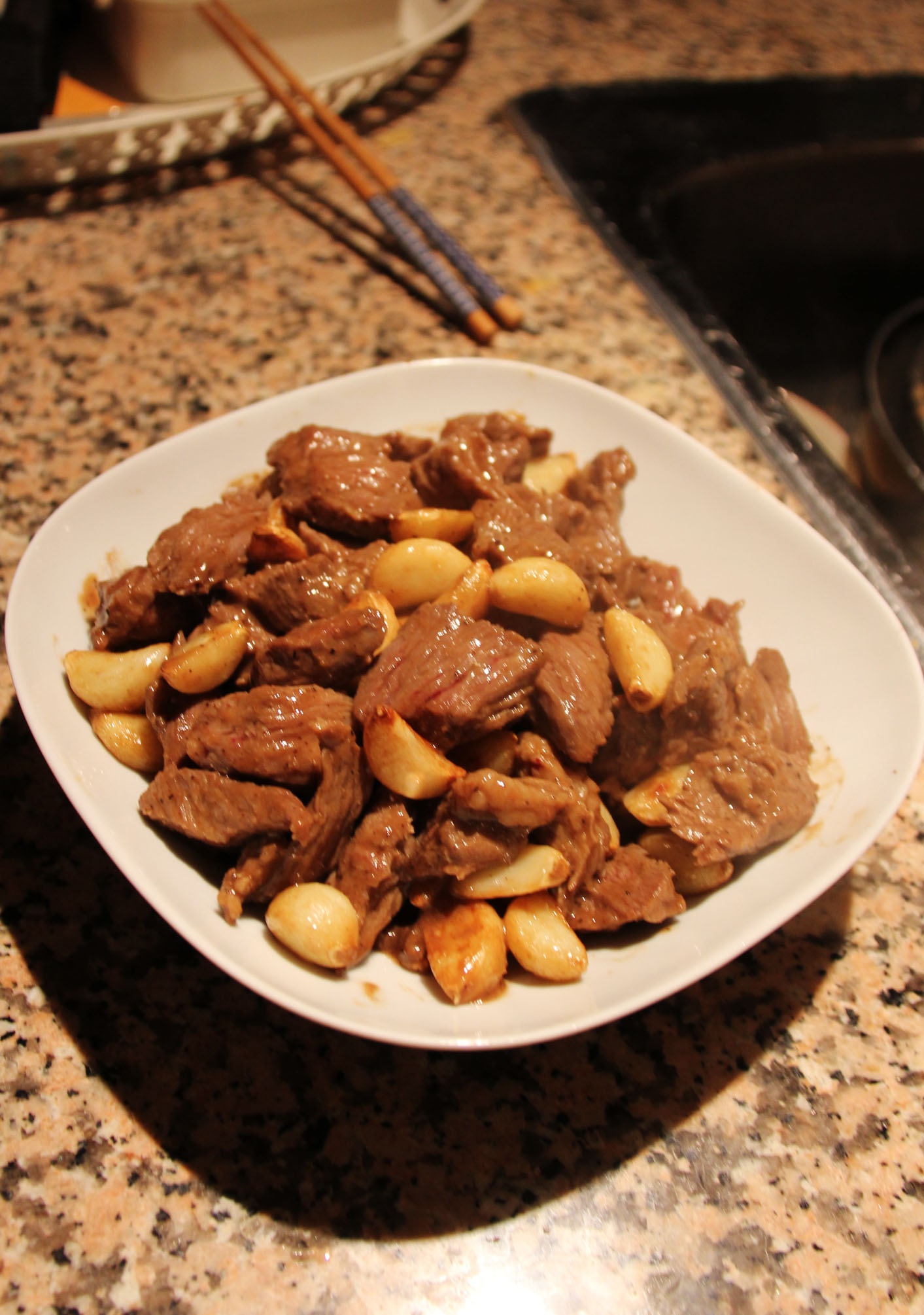 黑蒜子牛肉粒