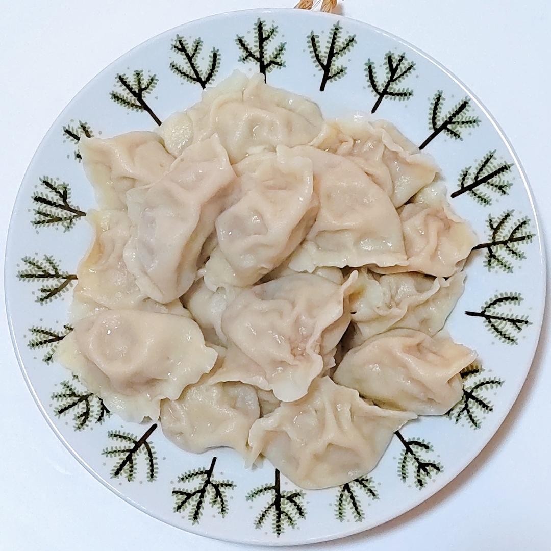 芹菜木耳鲜肉水饺