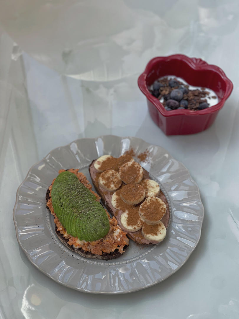 香蕉泥花生酱三明治（我的食欲稳定器）| 健康·三餐