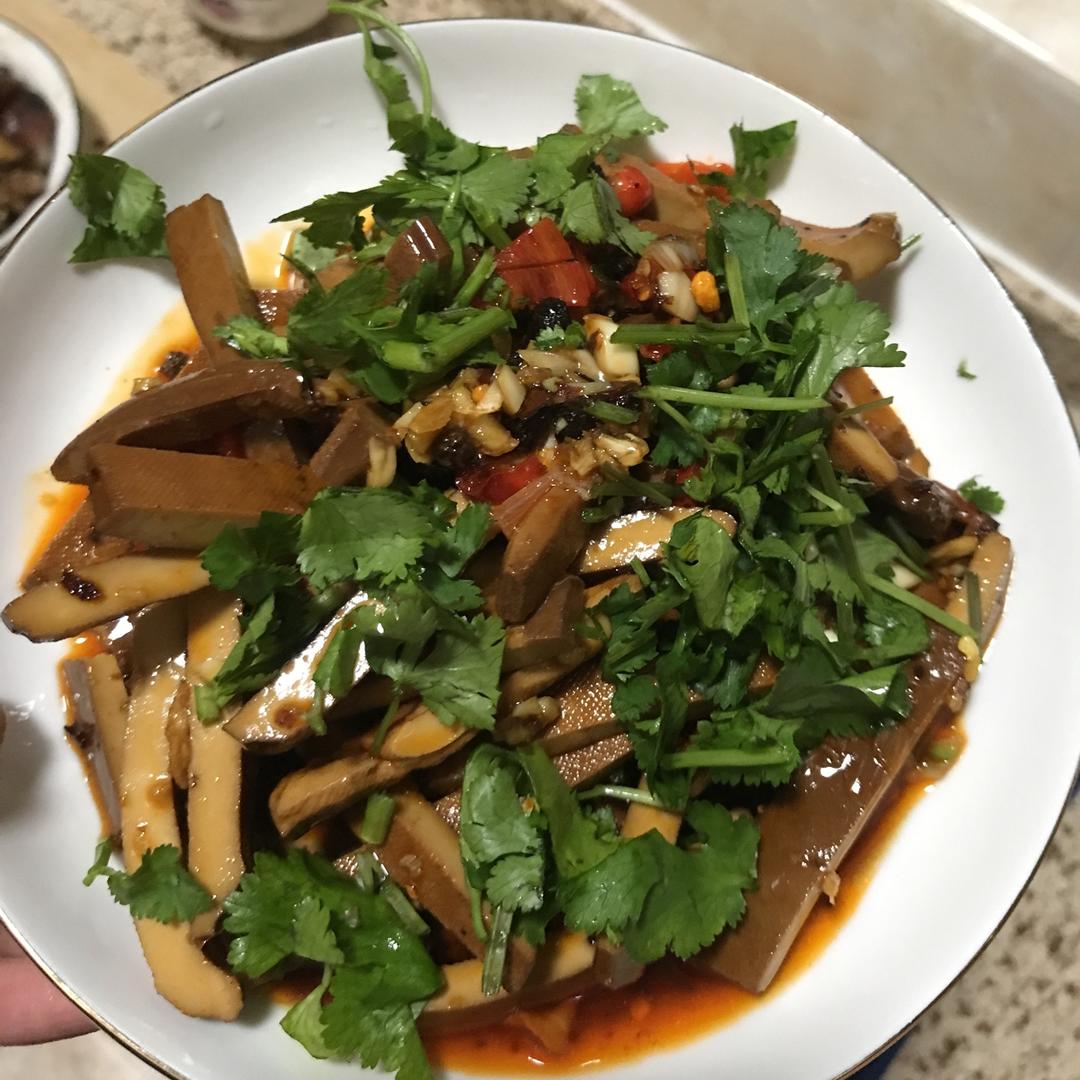㊙️巨好吃的凉拌豆皮❗️香辣过瘾连吃三天都不腻