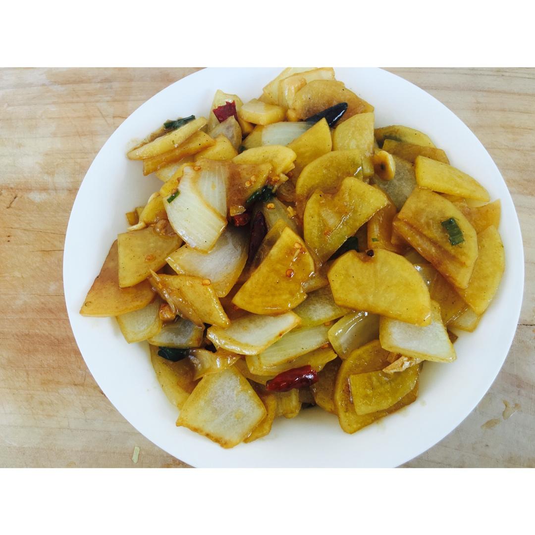 边吃边流泪的「孜然土豆片」