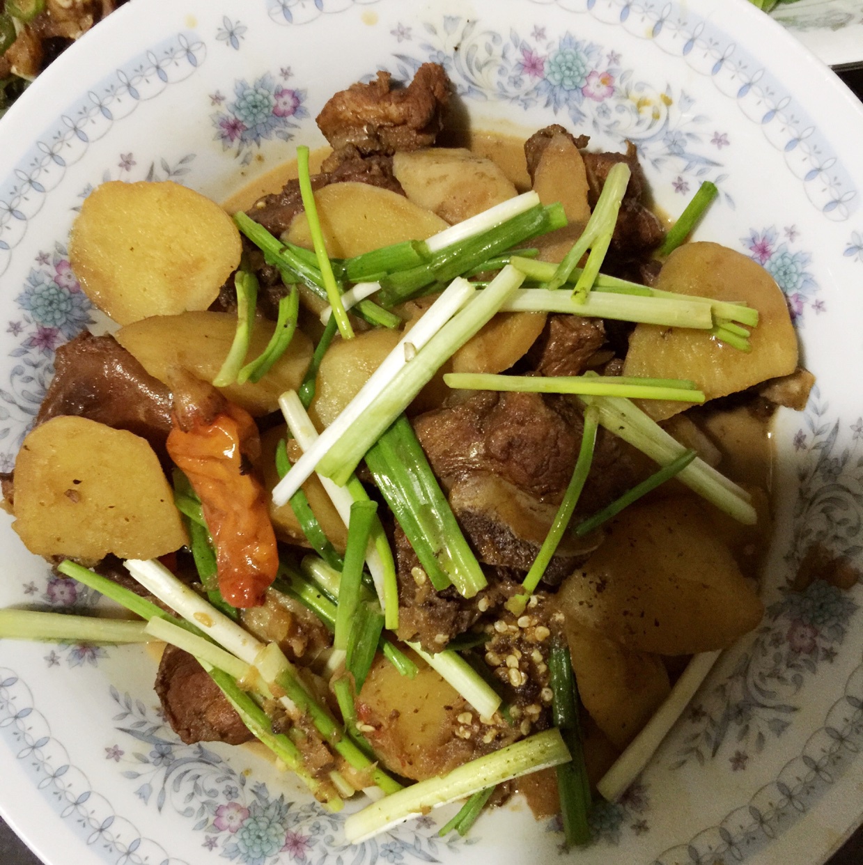 土豆烧排骨